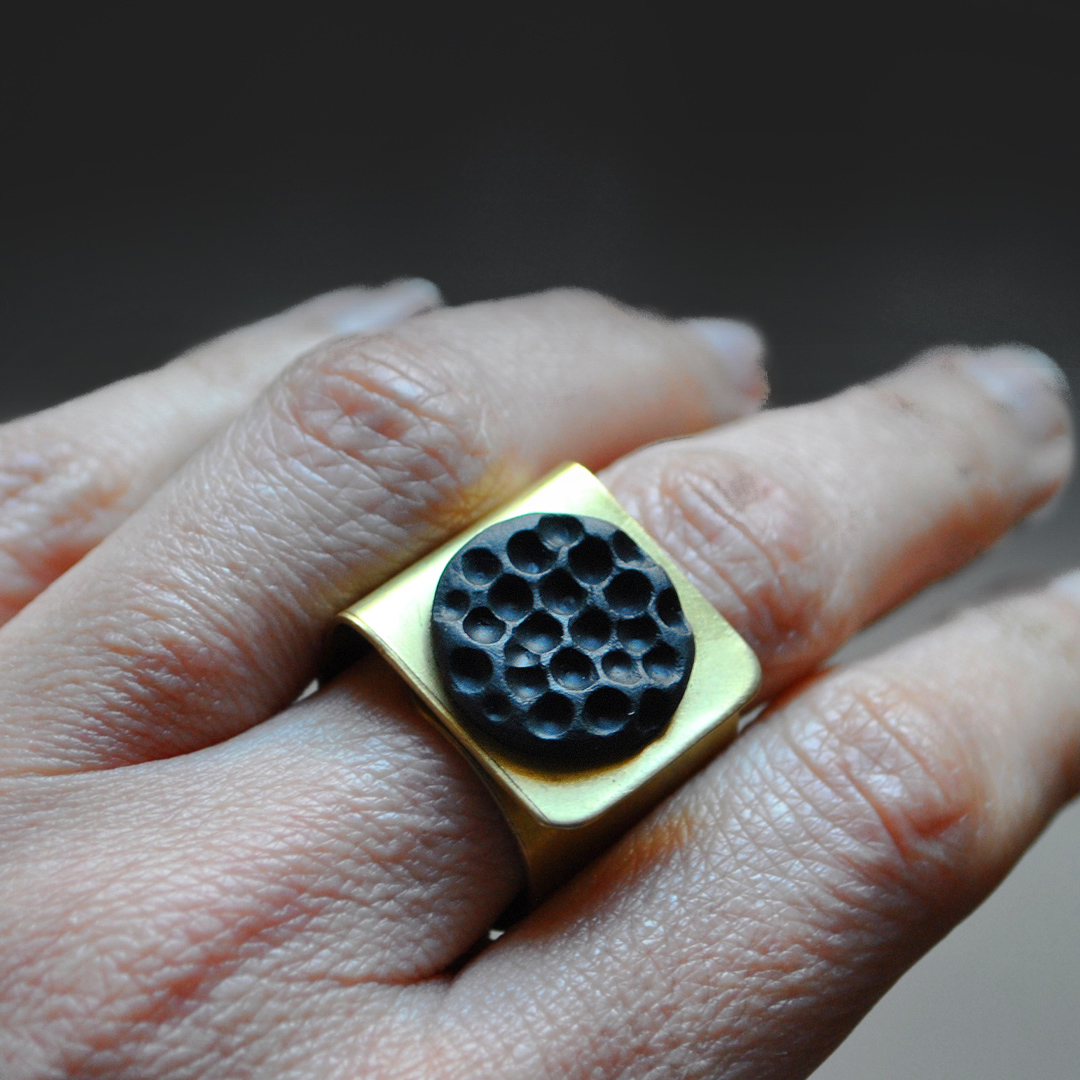 Mitami anello Cavità