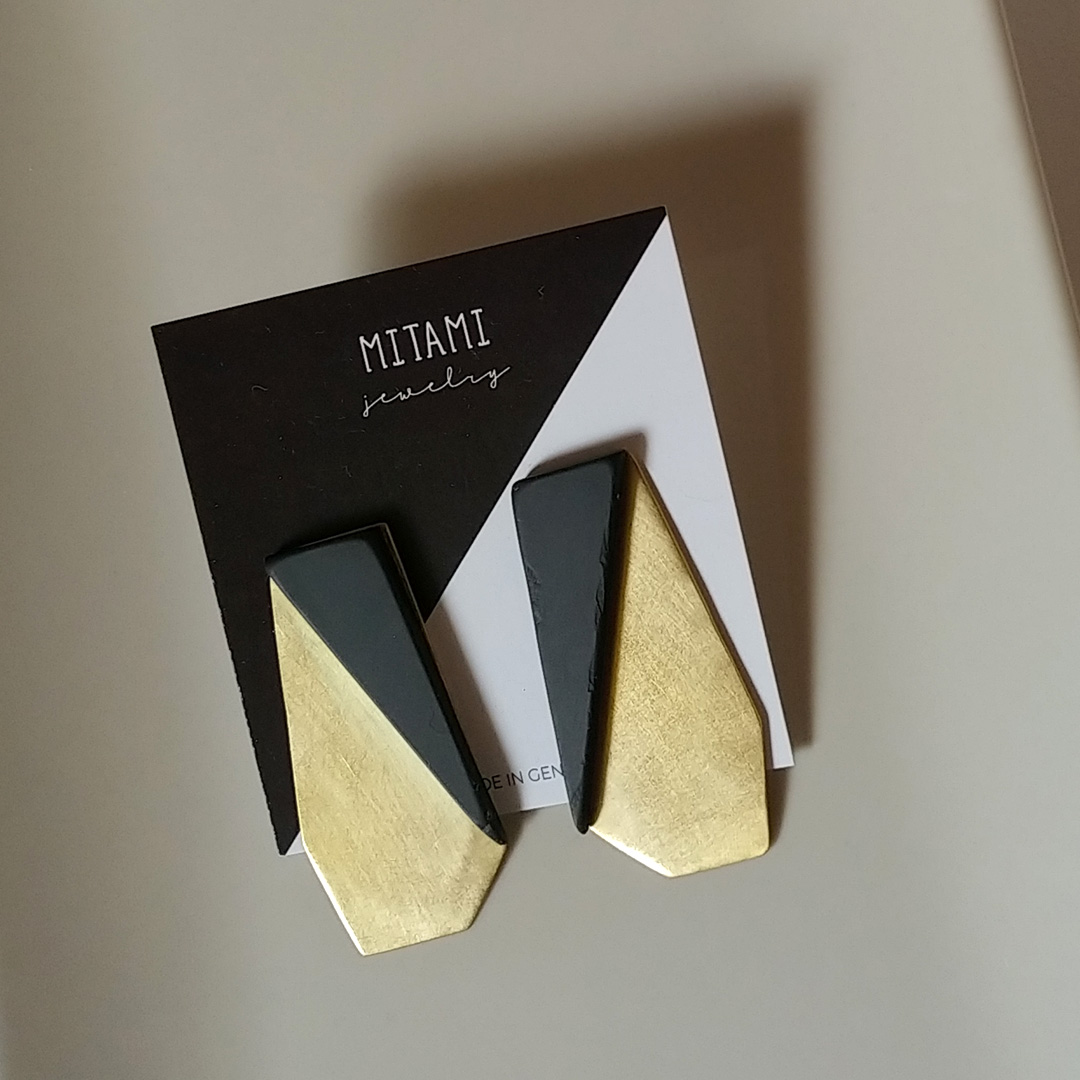 Mitami orecchini Peak esagonali grandi 3
