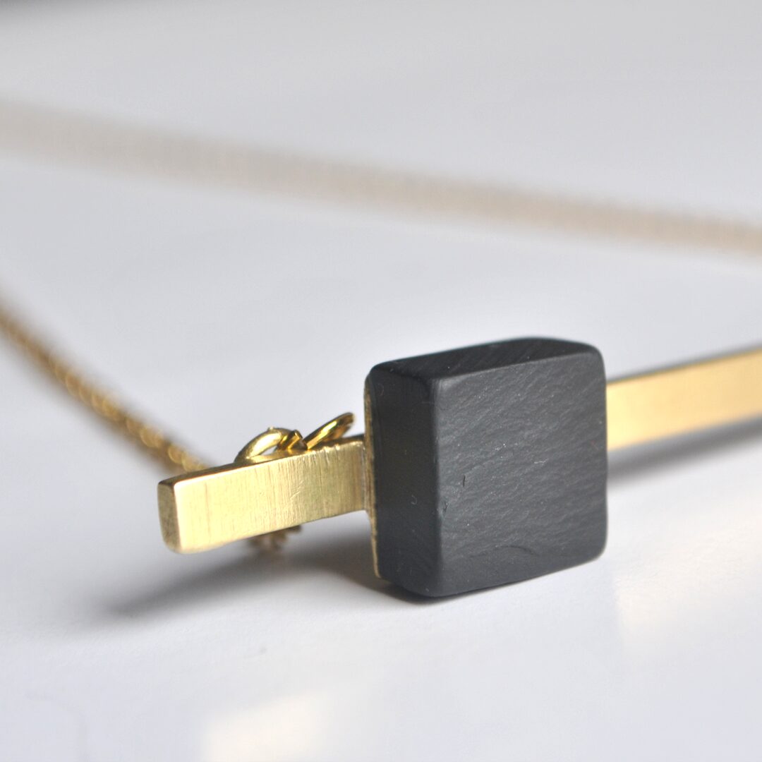 Collana Cubo