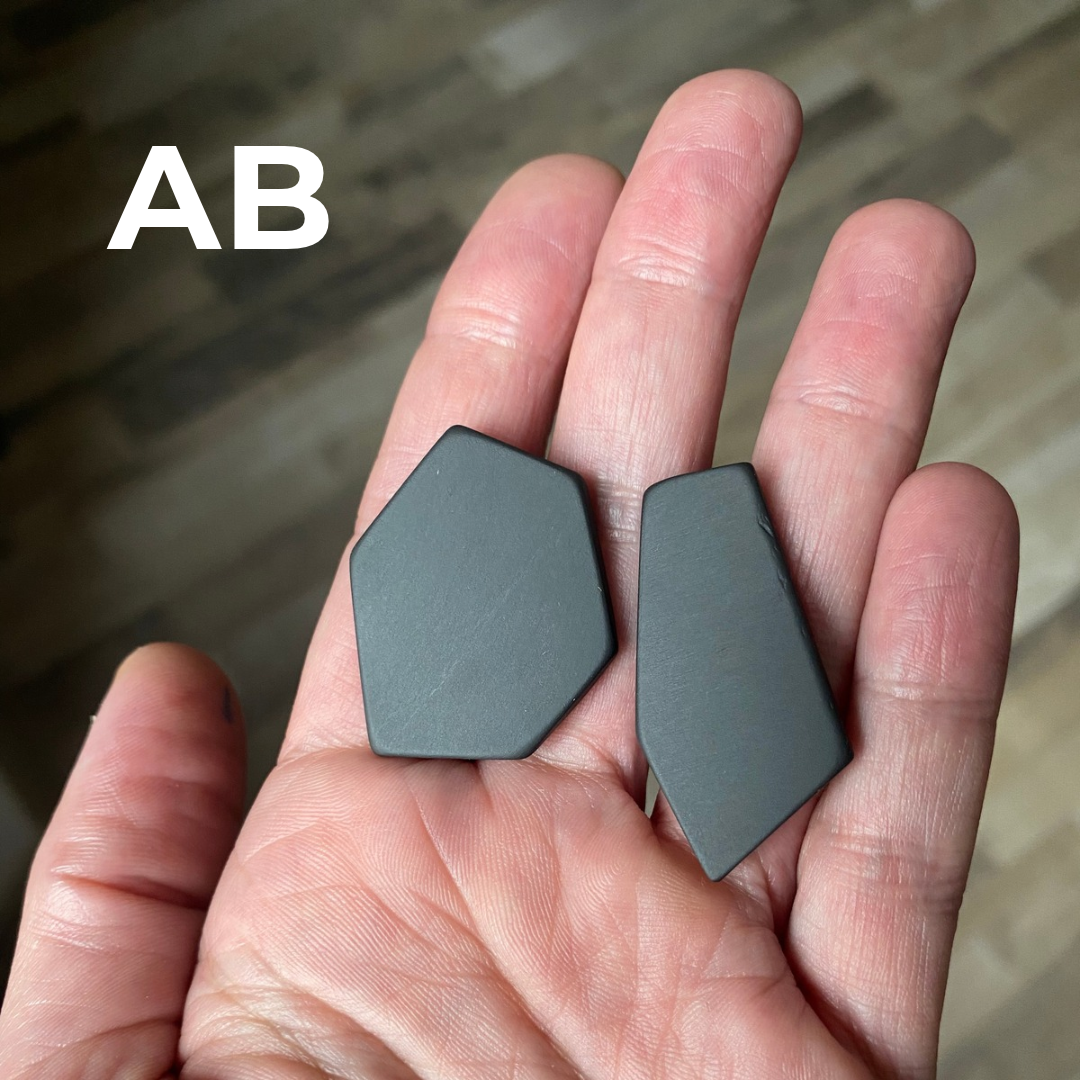 AB