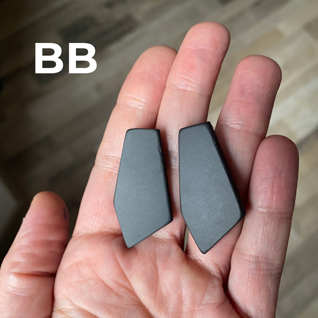 BB
